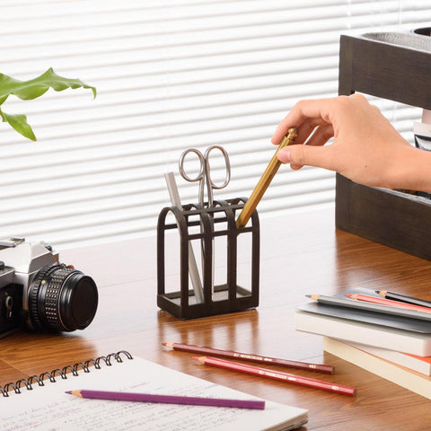 ORSON | Pen Holder - Gudeelife.in